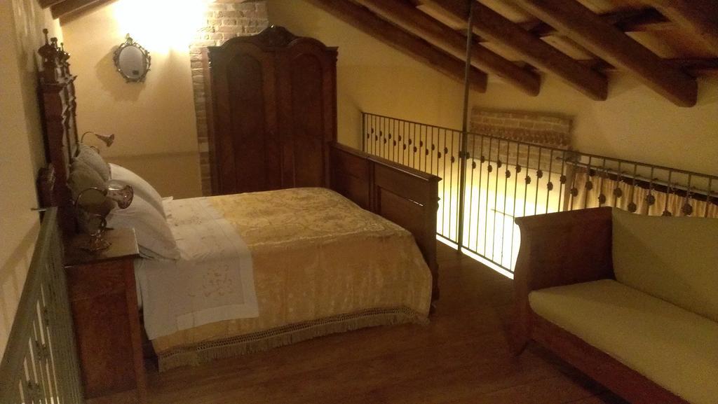 Villa Agriturismo Ercolana Neviglie Zimmer foto